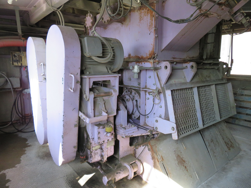 (株)北川鉄工所 製(WA1000L)強制二軸練り機